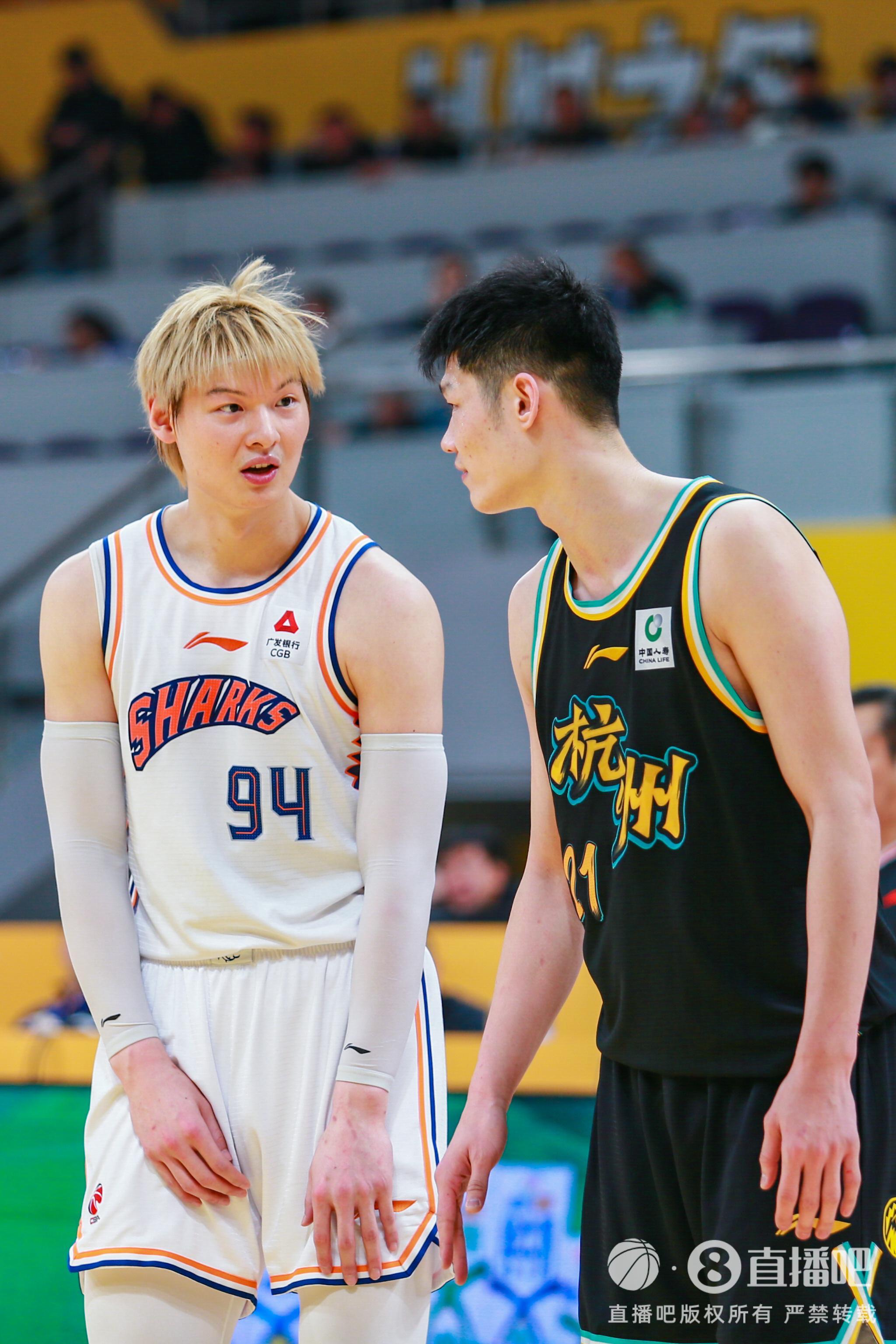 媒体人：上海队将在10月2号和3号与浙江队&amp;amp;广厦队进行热身赛